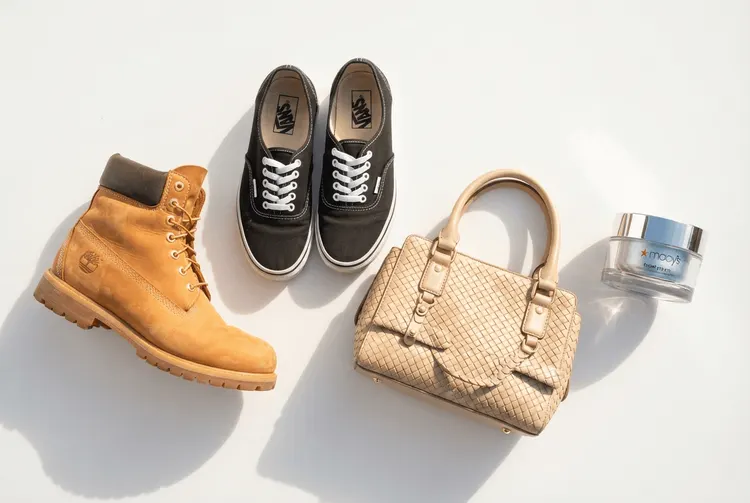 DoorDash erweitert Sortiment um Kleidung, Schuhe und Kosmetik
