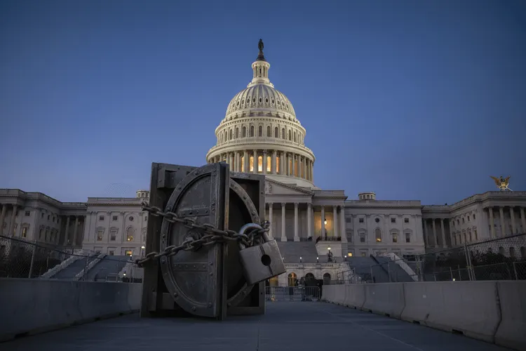 US-Senat: Finanzierungspaket scheitert – Droht ein Government Shutdown?