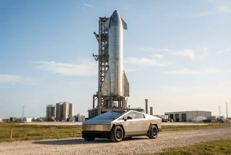 SpaceX und Tesla: Musk prüft Fusion und starke Quartalszahlen