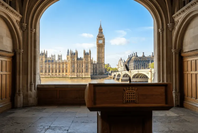 Dreifachsicherung bei Renten: Warum Großbritannien die Triple Lock kippen könnte