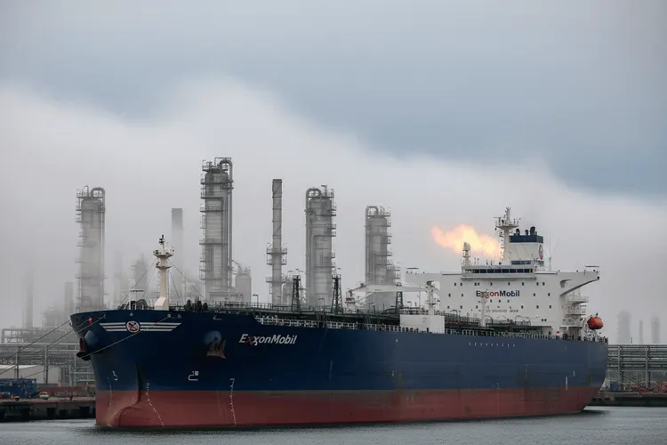 Exxon und Chevron: Gewinne auf Tiefstand seit 2021