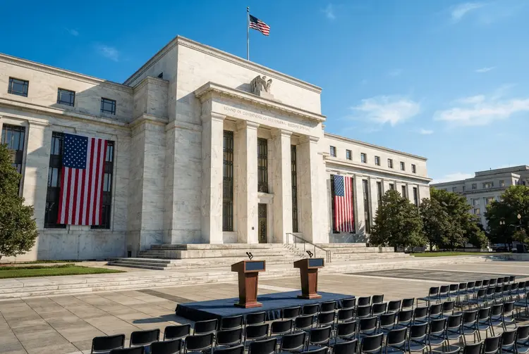 Fed-Sitzung: Keine Zinserhöhung erwartet, Warsh im Fokus