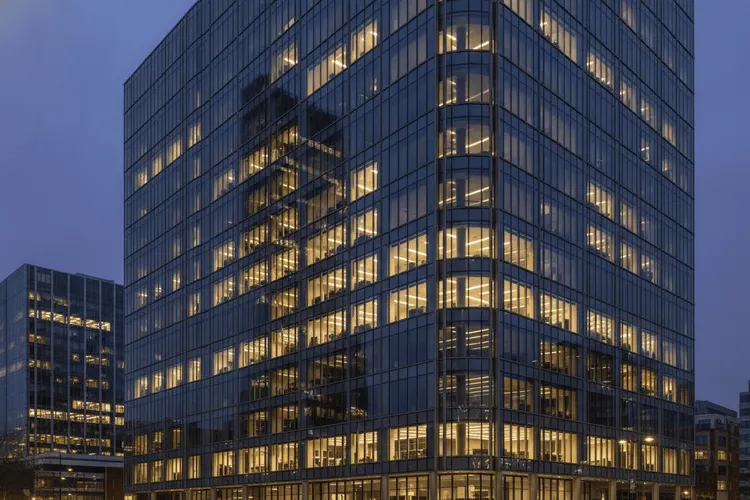 Jupiter Fund Management steigert Halbjahresgewinn um 67 Prozent