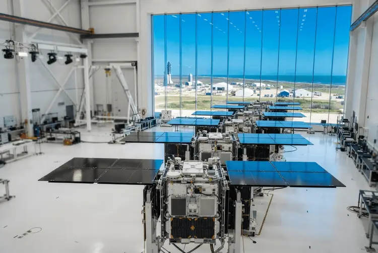 SpaceX sichert neues Spektrum für vollständige US-Mobilfunkabdeckung