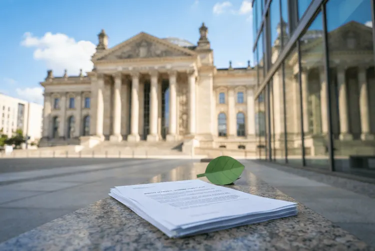 Klima-Doomer wechseln das Ziel: Nun ist die Staatsverschuldung schuld