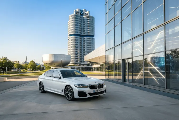 BMW baut 20 Prozent der Manager mit KI ab