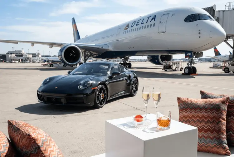 Delta rüstet Business Class auf: Mehr Porsches und neue Suiten