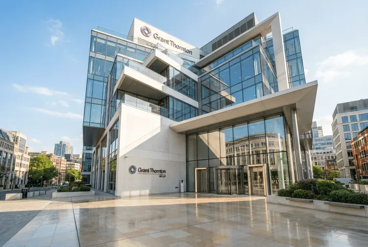 Grant Thornton lockt Absolventen mit 40.000 Pfund und Golden Hello