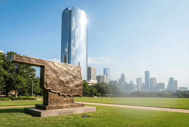 Devon Energy und Expand Energy verlassen Oklahoma City Richtung Houston