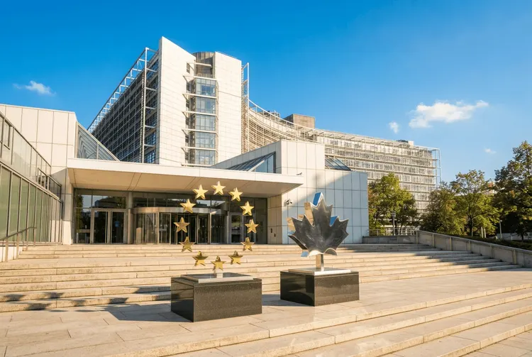 EU-Kommission strebt assoziierte Mitgliedschaft für Kanada an