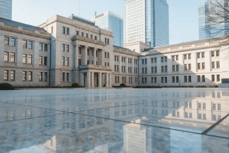 BOJ-Falke Tamura fordert Zinserhöhungen alle paar Monate
