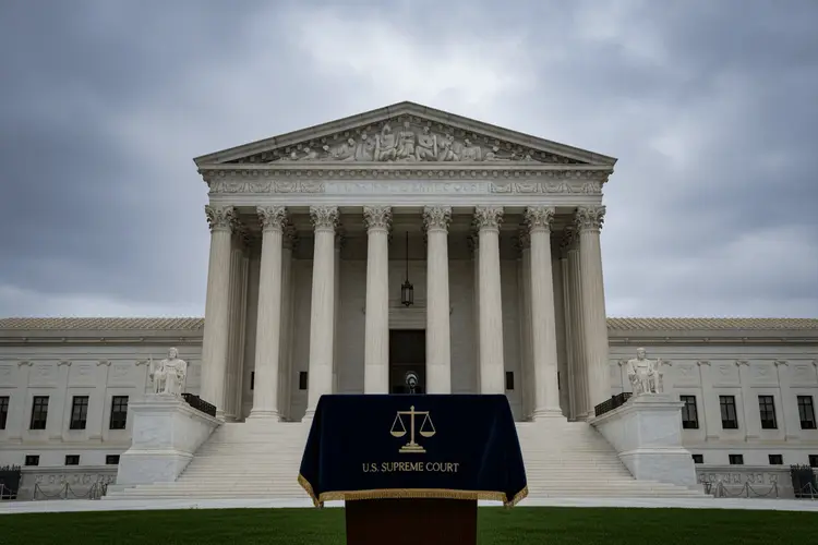 Powell bezeichnet Supreme-Court-Verfahren um Fed-Gouverneurin als historisch bedeutsam