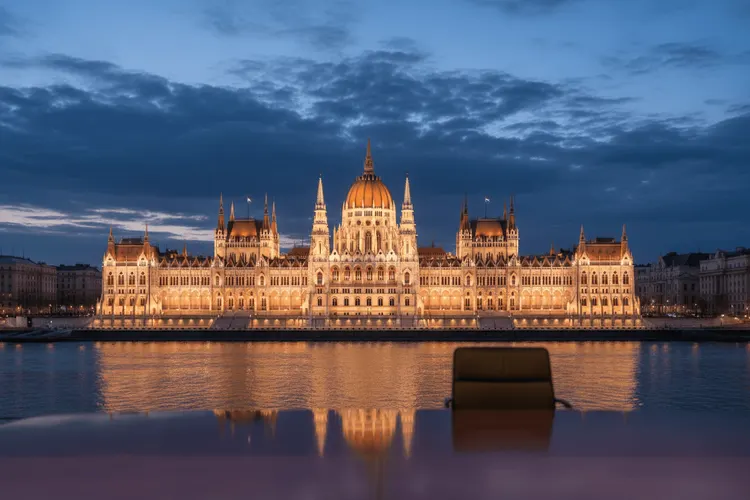 JD Vance reist vor Ungarns Schicksalswahl zu Viktor Orbán