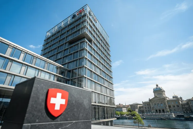 UBS weist Schweizer Parlamentsbeschluss zu Kapitalanforderungen scharf zurück