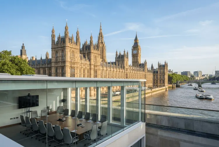 Britische Abgeordnete fordern Streichung von „Netto-Null“ aus Ministeriumsnamen