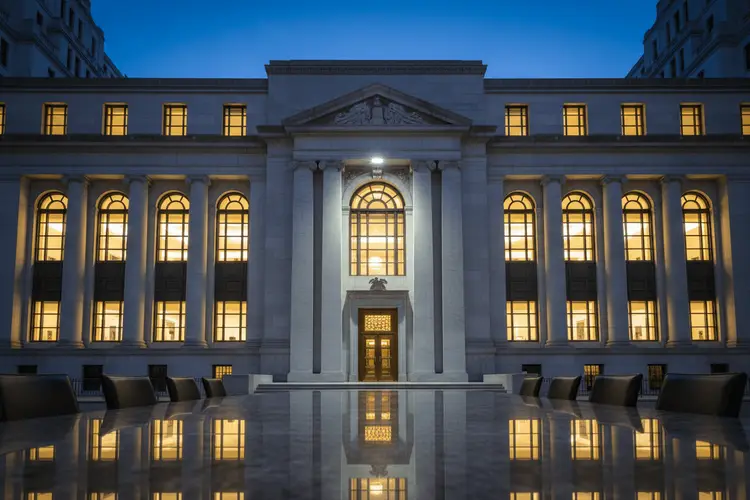 Fed-Zinswende verzögert sich: New York Fed verteidigt Powell