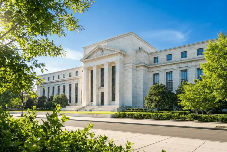 US-Futures steigen leicht: Nasdaq erreicht Rekordhoch nach Fed-Hoffnungen