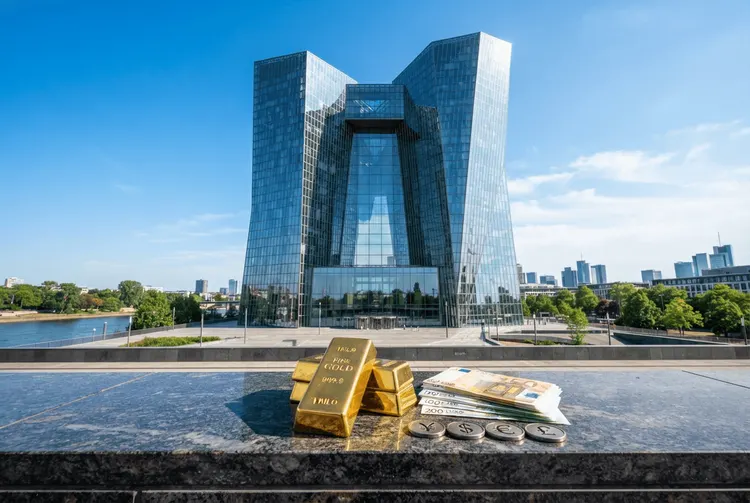 Globale Finanzmärkte unter Druck: Zinswende und volatile Börsenstimmung