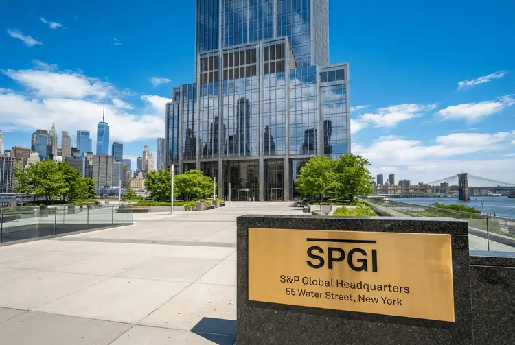 S&P Global-Aktie: Kaufen, Halten oder Verkaufen? Motley Fool ordnet ein