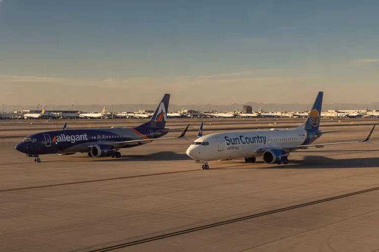 Goldman Sachs hebt Allegiant Travel nach Sun Country Fusion auf Kaufen