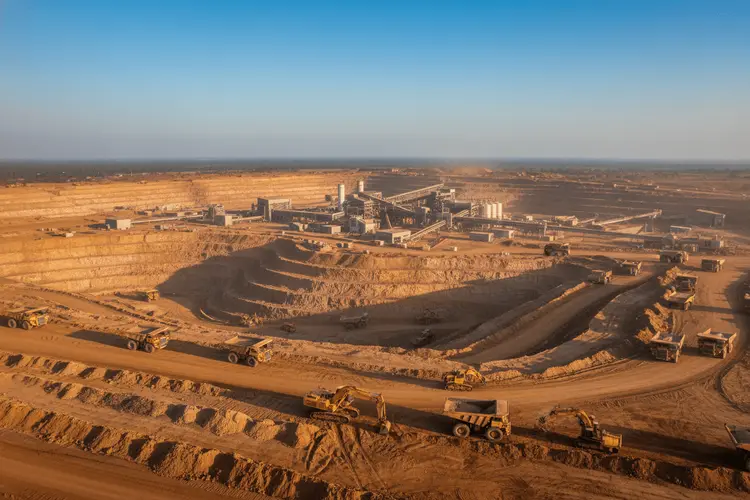 Asante Gold meldet Rekordumsatz im ersten Quartal 2025