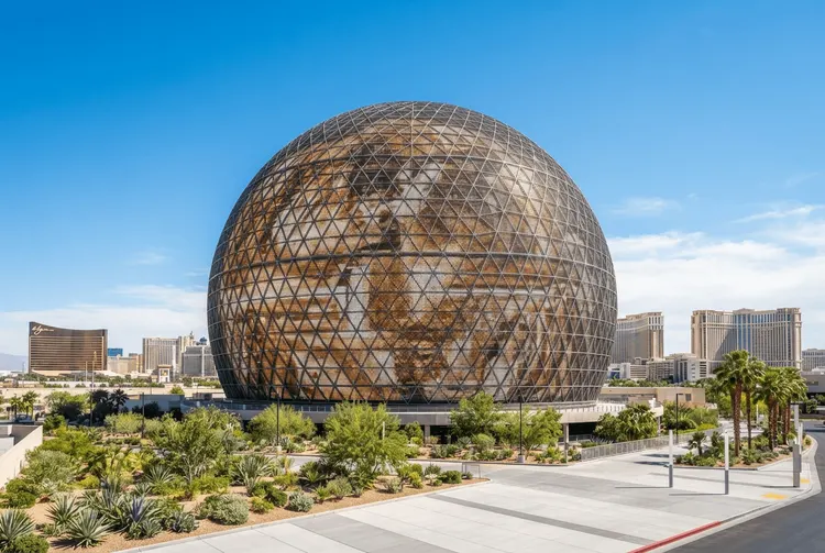 Oprah Winfrey bringt immersive Show in die Las Vegas Sphere