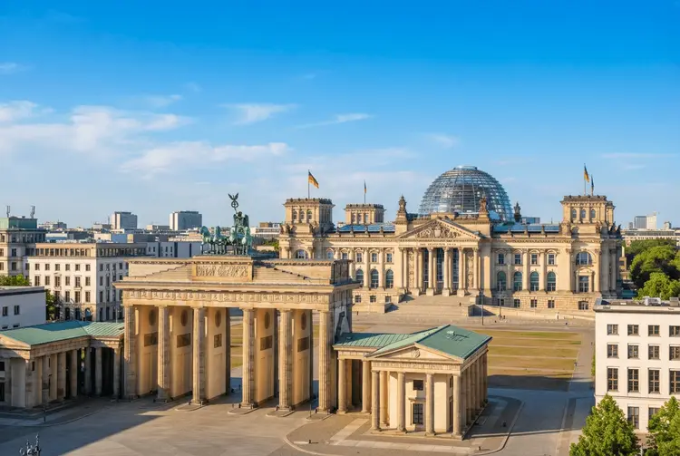 Investitionsgipfel Berlin: Milliardenzusagen treffen auf Trumps neuen Ukraine-Kurs