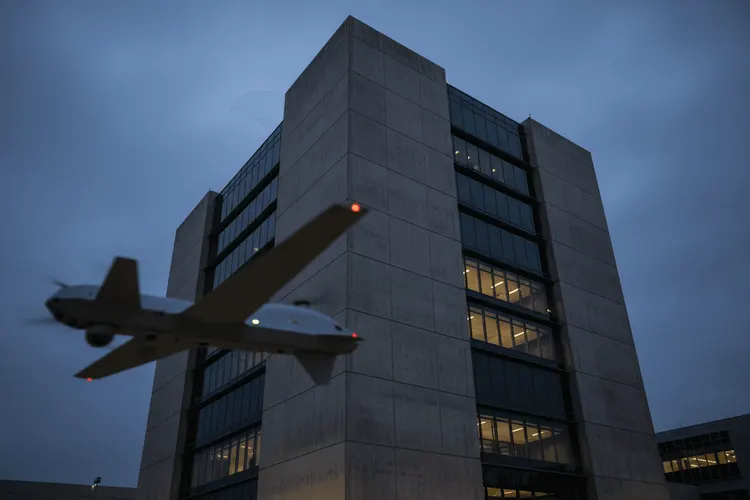 FBI warnt Kalifornien vor möglichen iranischen Drohnenangriffen