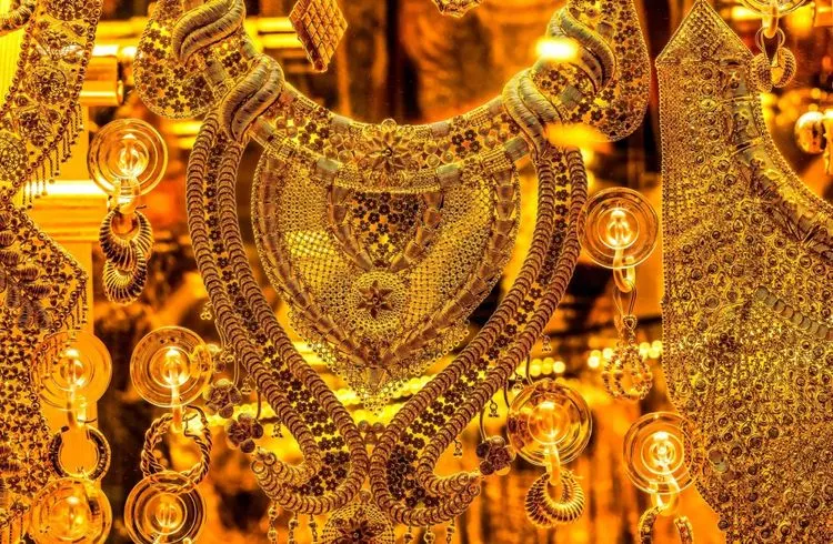 Gold legt zu bei nachlassender Dollar-Stärke