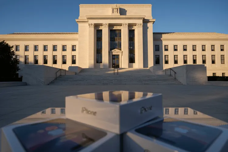 Fed-Personalien und Apple-Zahlen bewegen US-Märkte vor Wochenende