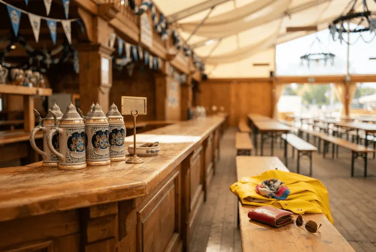 Oktoberfest 2026: Rekordbesuch, steigende Bierpreise und neue Trends