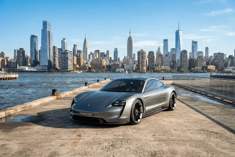 Porsche Mission S: Supersportwagen oberhalb des 911 enthüllt