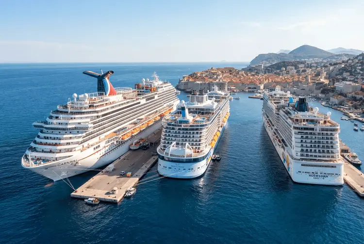 Carnival oder 50/50 Royal Caribbean und Norwegian: Was lohnt sich?