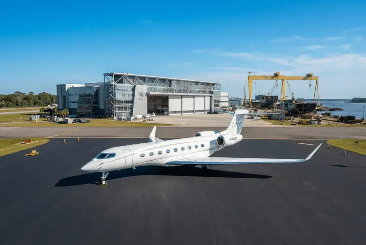General Dynamics übertrifft Quartalsprognosen dank Gulfstream und Marine