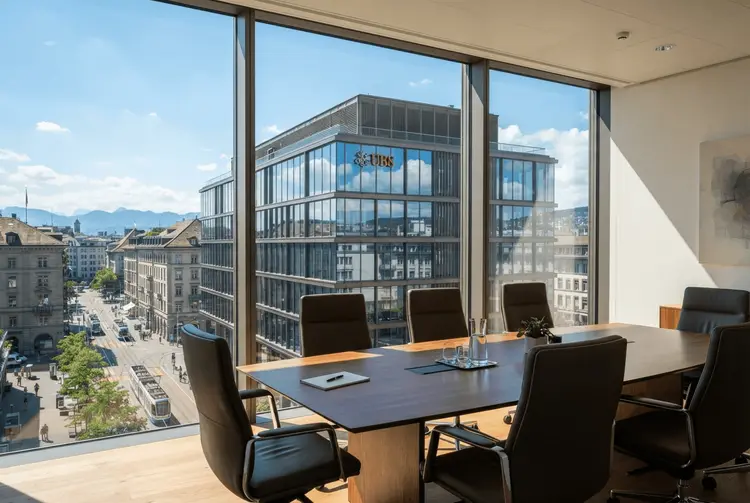 UBS drosselt Gehaltserhöhungen: Junior-Banker verdienen weniger bei Beförderung