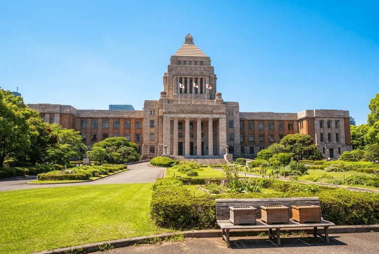 Japan plant Steuersenkung ohne Finanzierung – Märkte beunruhigt