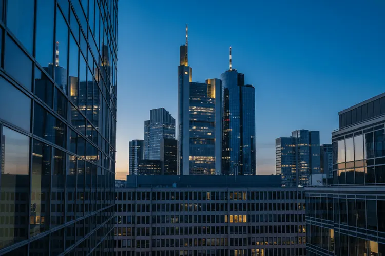 Deutsche Banken prüfen Risiken von Anthropics KI-Modell Mythos