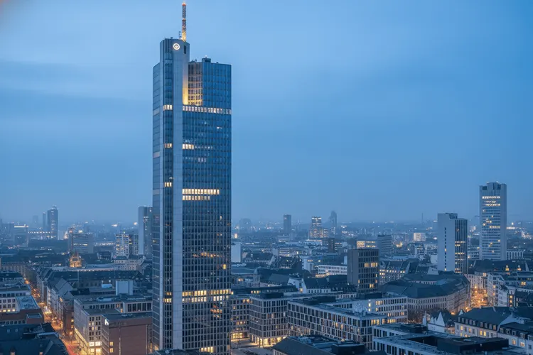 Commerzbank-Chefin Orlopp: Was ihr Bloomberg-Interview wirklich bedeutet