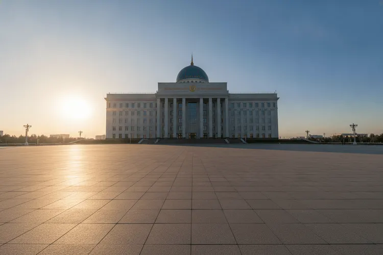 Kasachstan plant Mindestlohnerhöhung für das Jahr 2027
