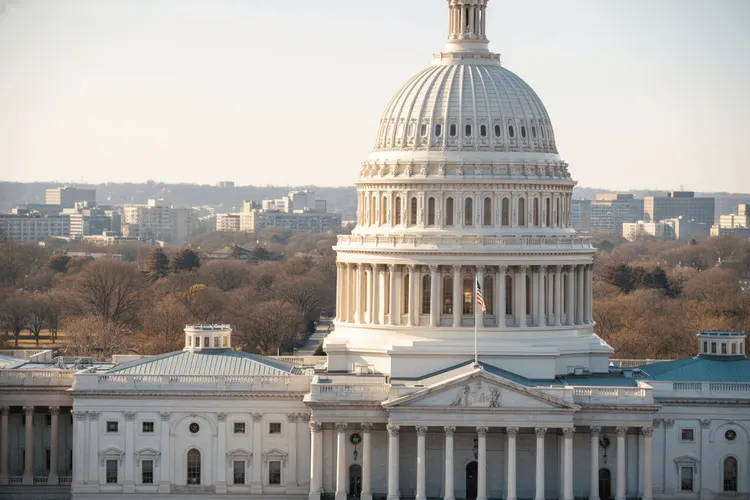 US-Repräsentantenhaus billigt Ukraine-Hilfe und Russland-Sanktionen