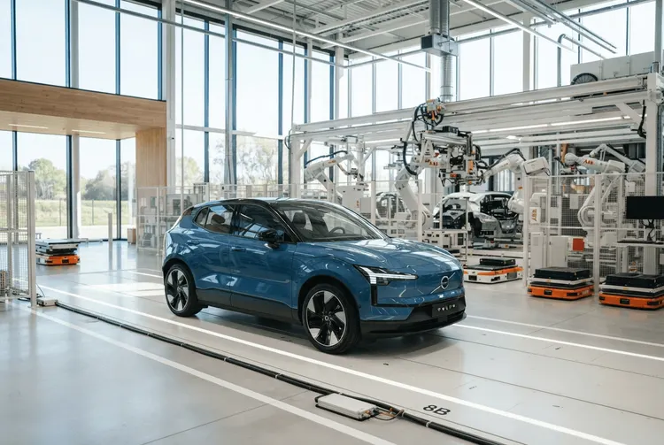 Volvo Cars kämpft mit EX60-Produktionsziel und Batterieplänen