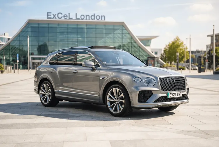 Bentley testet den holprigen EV-Markt mit dem 230.000-Dollar-SUV