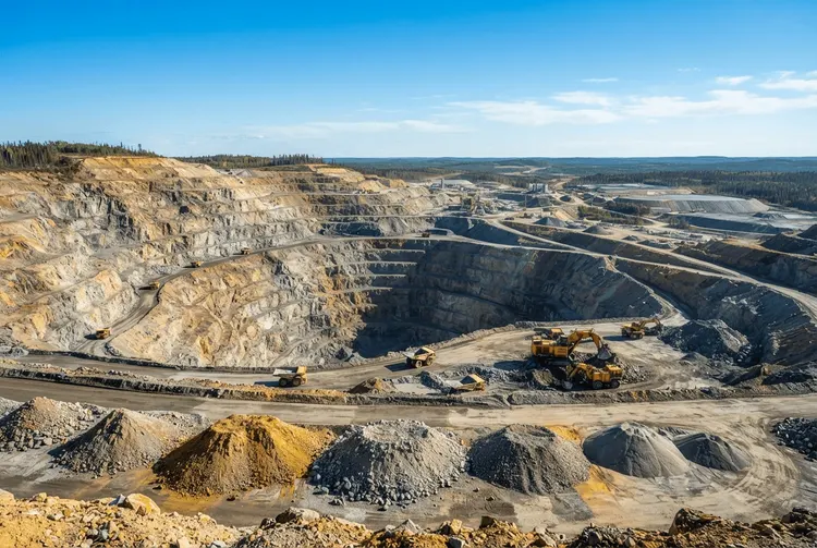ONGold belebt Monument Bay mit 2 Millionen Unzen Goldressource