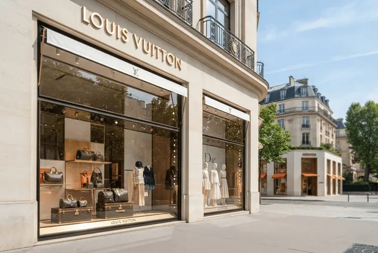 Luxusaktien verlieren 350 Milliarden Dollar: LVMH und Kering unter Druck