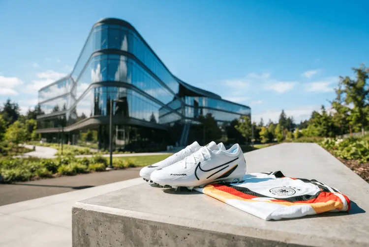 Nike in der Krise: Abstieg aus S&P 100 und Kampf um die Trendwende