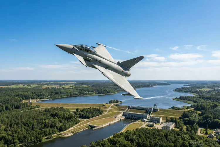 NATO schießt Drohne über Litauen nach Eindringen aus Belarus ab