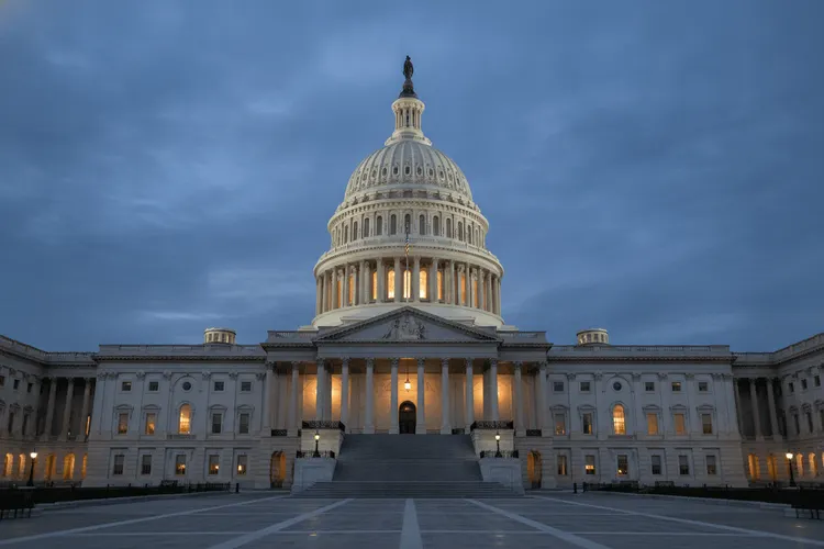 US-Repräsentantenhaus verhindert Government Shutdown vor den Zwischenwahlen