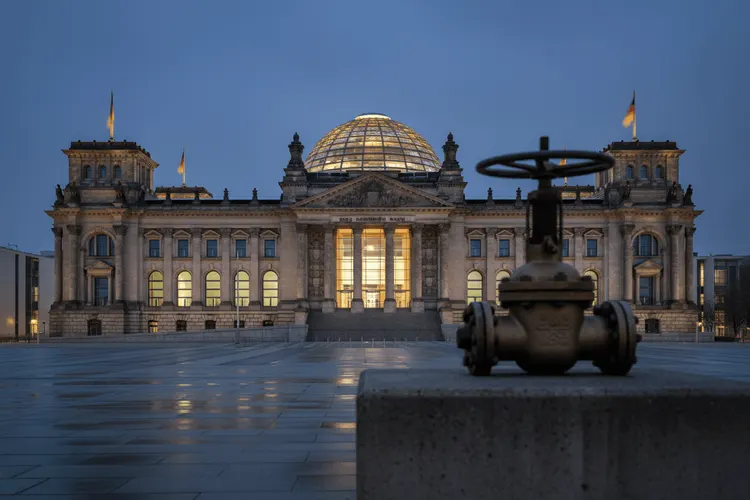 Energiepreisschock belastet ohnehin hoch verschuldete Staatshaushalte weltweit