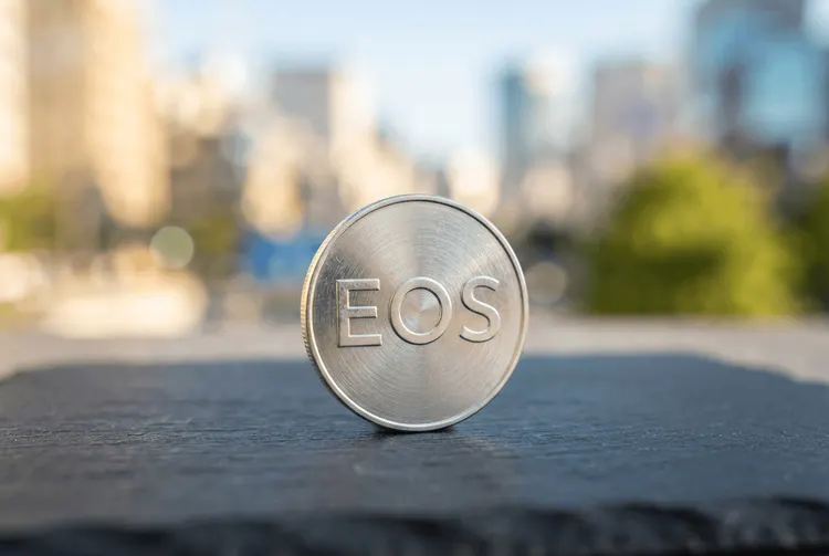 EOS steigt um 12 Prozent – stärkster Tagesgewinn seit September