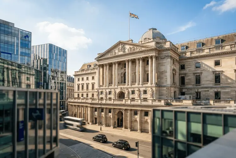 Drohende Steuererhöhungen in Großbritannien bringen Banker unter Druck